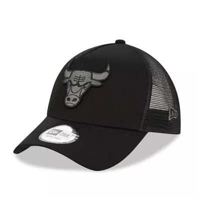 New Era Chicago Bulls Black on Black 9FORTY A-Frame Trucker