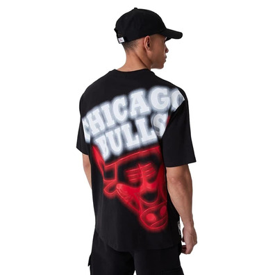 New Era NBA Chicago Bulls Oversize BP Logo Neon Tee