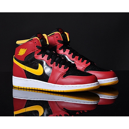 Air Jordan 1 Retro High (GS) "Atlanta Hawks) (017/negro/rojo/am)