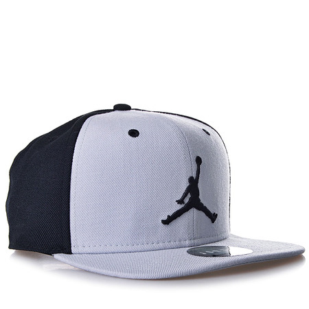 Gorra Jordan Jumpman (078/gris/negro)