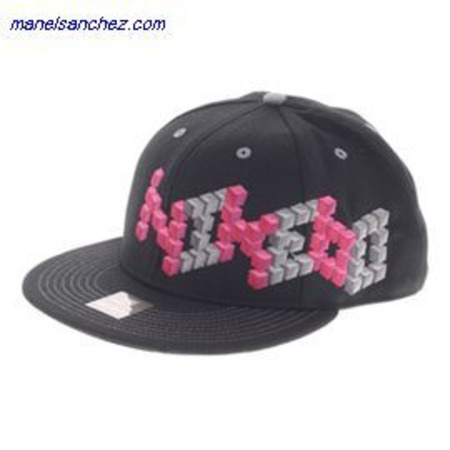 Gorra Nike Rockaway Fitted (negro)