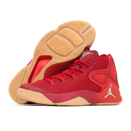 Jordan Melo M12 "Big Apple AS" (696/rojo/camel/oro)