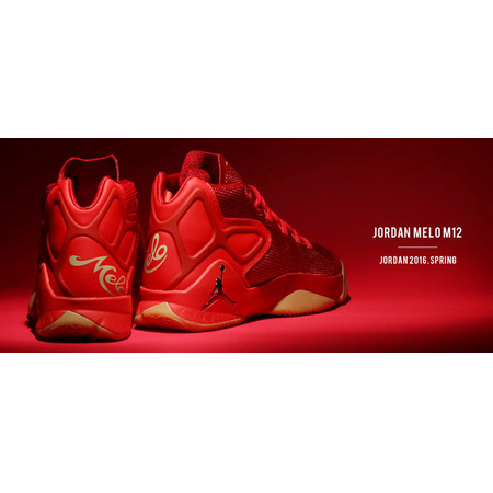 Jordan Melo M12 "Big Apple AS" (696/rojo/camel/oro)