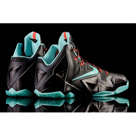 Lebron XI "Diffused Jade" (004/negro/verdecristal/rojo)