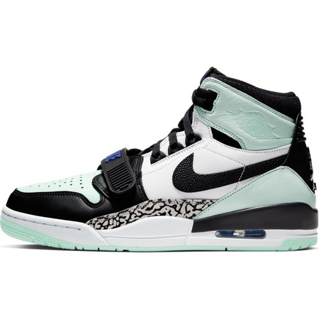 Air Jordan Legacy 312 “Igloo”