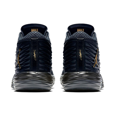 Jordan Melo M13 "Golden Dragon" (004/black/gold)