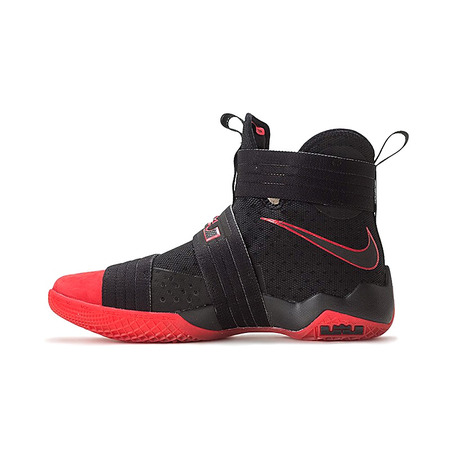 LeBron Soldier 10 SFG "Bulls" (060/black/red/black)