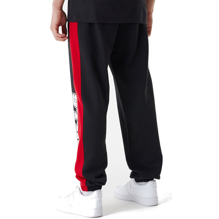 New Era NBA Chicago Bulls Large Graphic Joggers "Black"