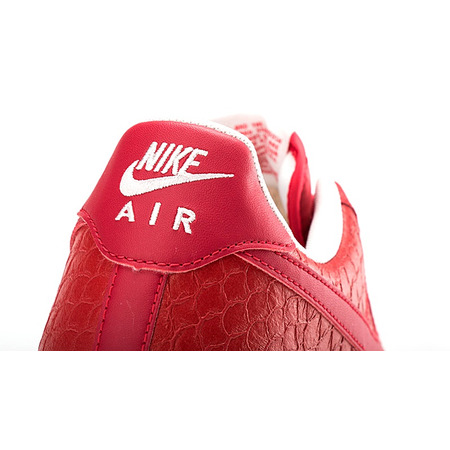 Nike Air Force 1 '07 LV8 "Red Gator" (606/action red/summit white)