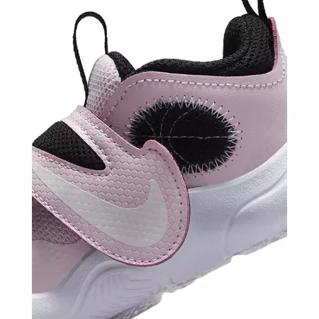 Nike Team Hustle D 11 "Pink"