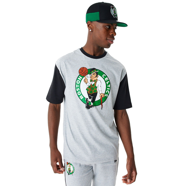 Adicionar ao carrinho New Era NBA Boston Celtics Colour Block Oversized T-Shirt New Era NBA Boston Celtics Colour Block Oversized T-Shirt