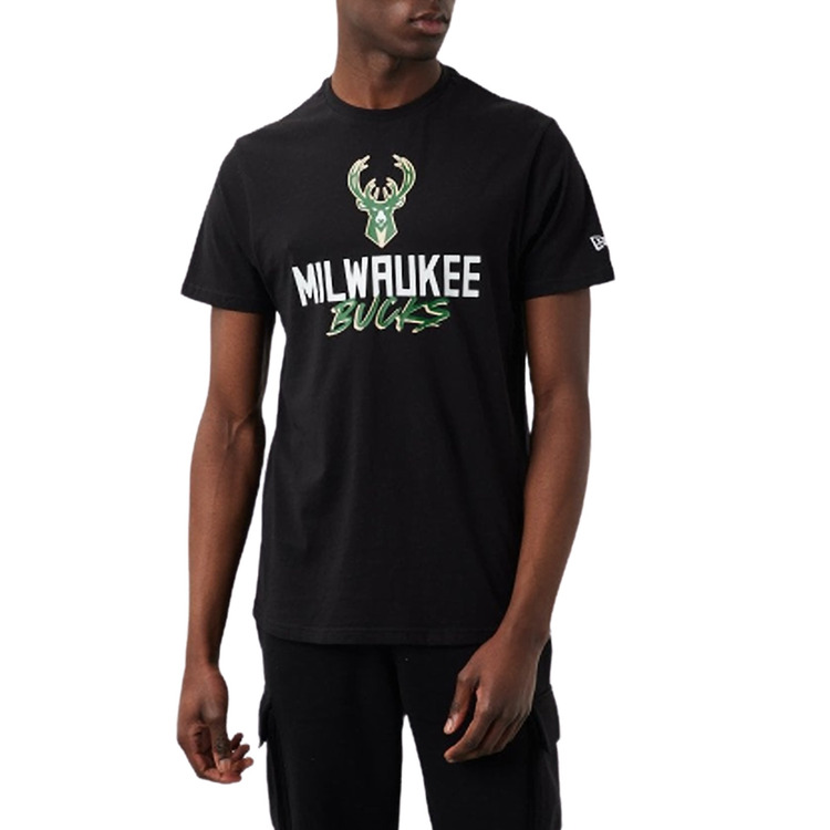 Adicionar ao carrinho New Era NBA Milwaukee Bucks Script Logo Tee "Black" New Era NBA Milwaukee Bucks Script Logo Tee "Black"