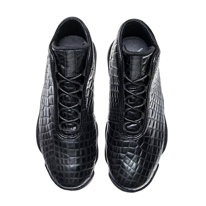 Jordan horizon black discount croc