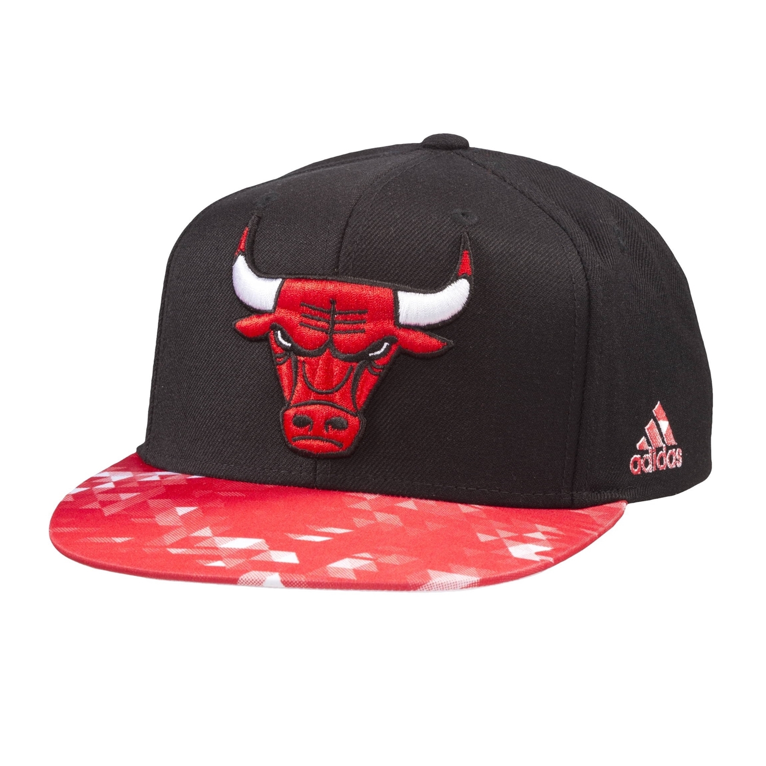 Бейсболка chicago bulls. Кепка Chicago bulls adidas. Adidas Chicago bulls бейсболка. Кепка Чикаго Буллз адидас. Adidas Chicago bulls NBA кепка.