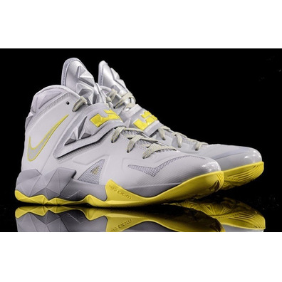 Lebron Zoom Soldier VII "Pure Platinum" (001/platinum/amarelo)