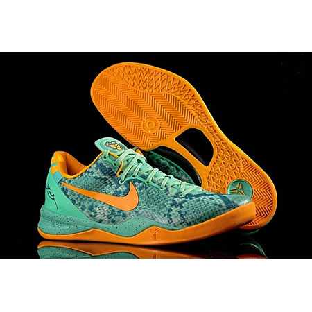 Kobe 8 System "Green Glow" (304/verde/naranja)