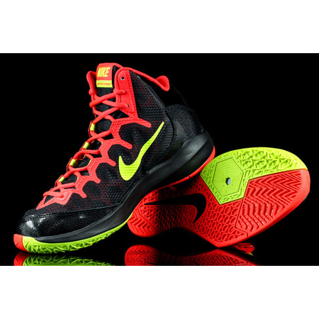 Nike Zoom Without a Doubt "Voltnight" (001/negro/volt/bright crimson)