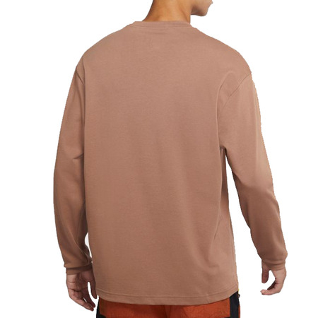 Jordan Flight Essentials Long-Sleeve T-Shirt