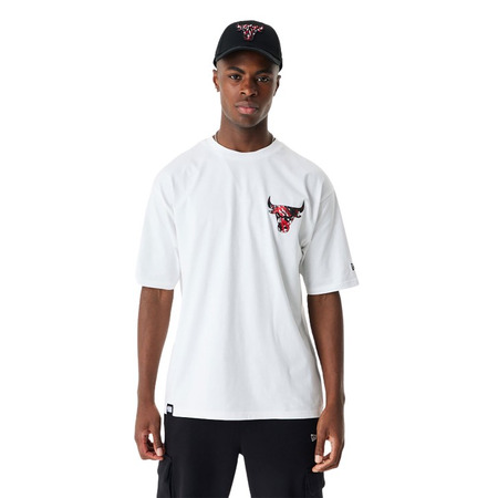 New Era NBA Chicago Bulls Large Infill Oversized T-Shirt