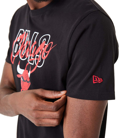 New Era NBA Chicago Bulls NBA Script Tee "Black"